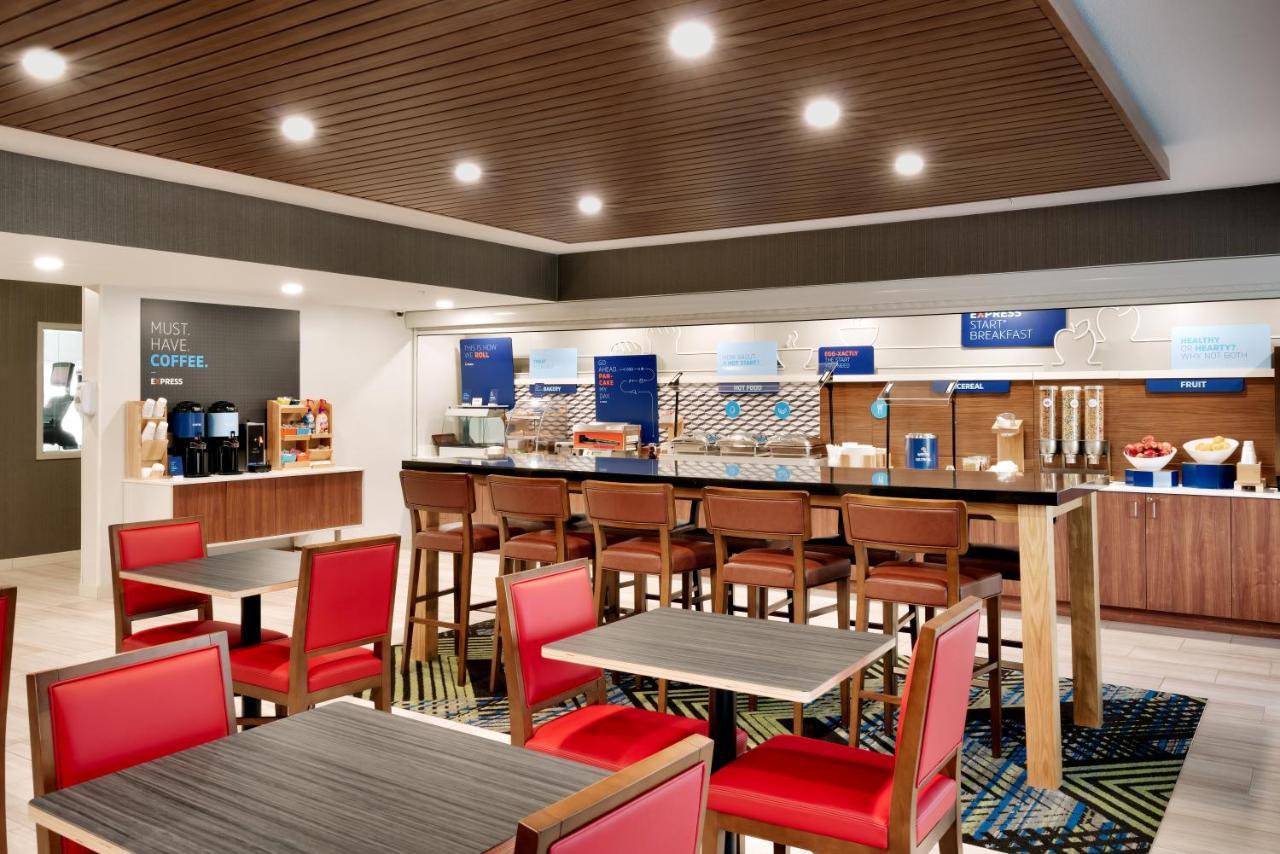 Holiday Inn Express Billings East By Ihg Buitenkant foto