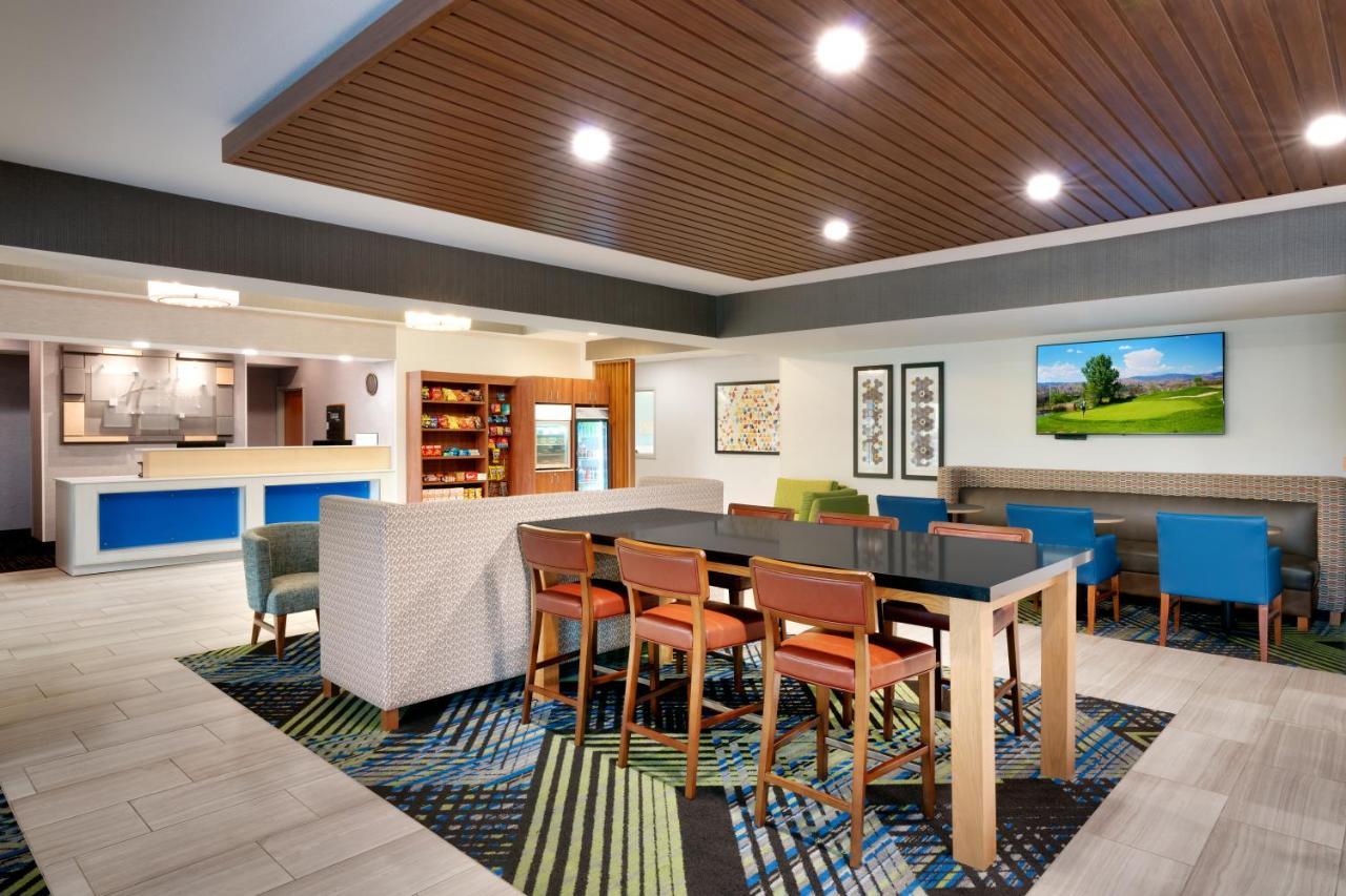 Holiday Inn Express Billings East By Ihg Buitenkant foto