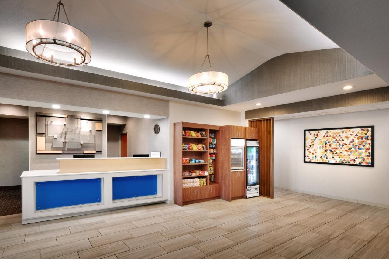 Holiday Inn Express Billings East By Ihg Buitenkant foto