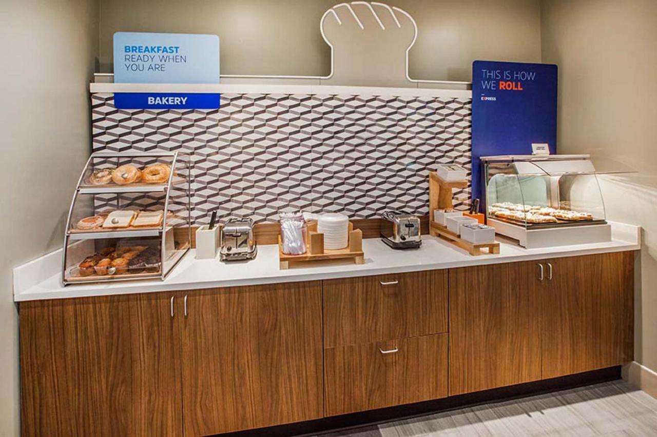 Holiday Inn Express Billings East By Ihg Buitenkant foto